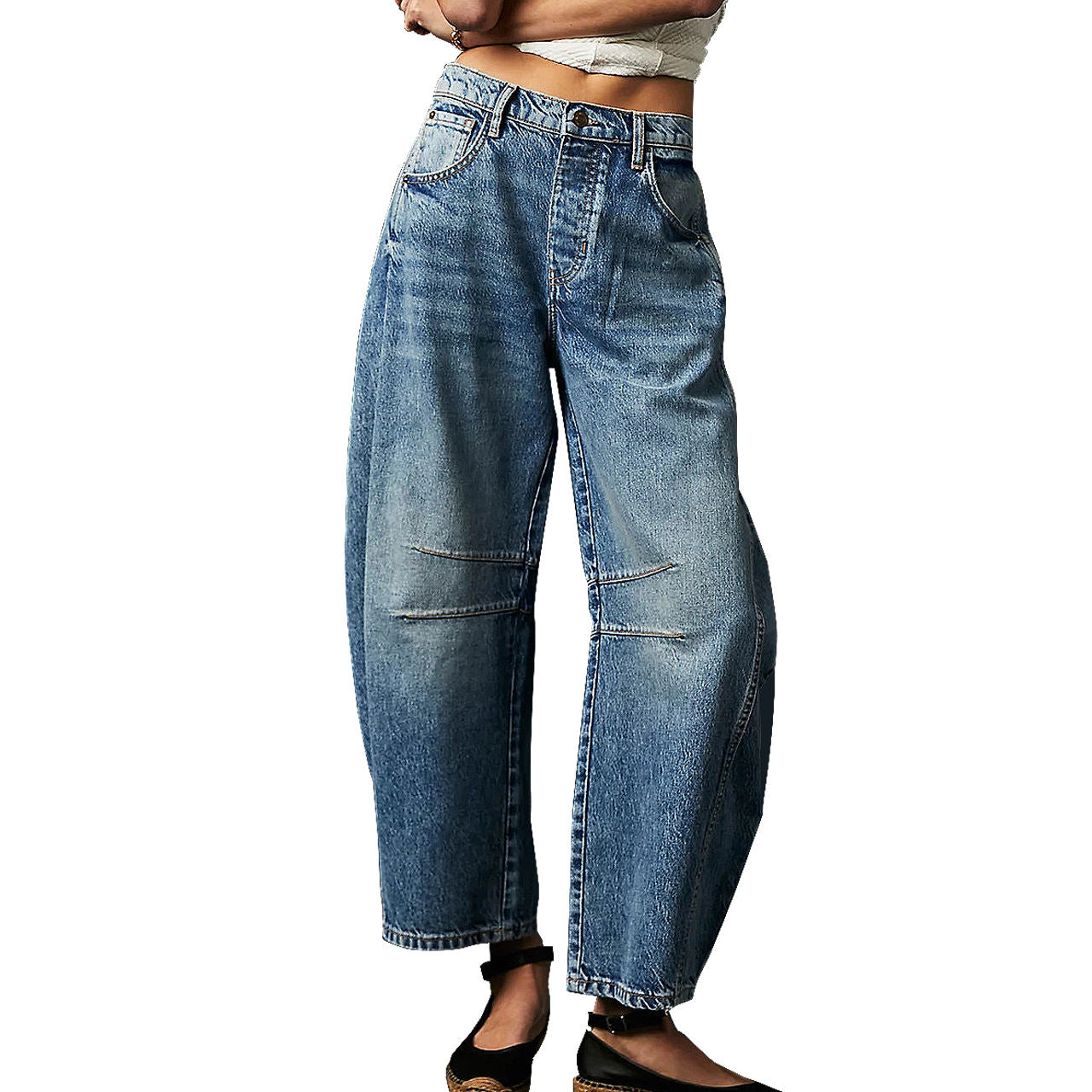 Jeans barrel "silhouette a botte".                                SCOPRI LO SCONTO AL CHECK OUT